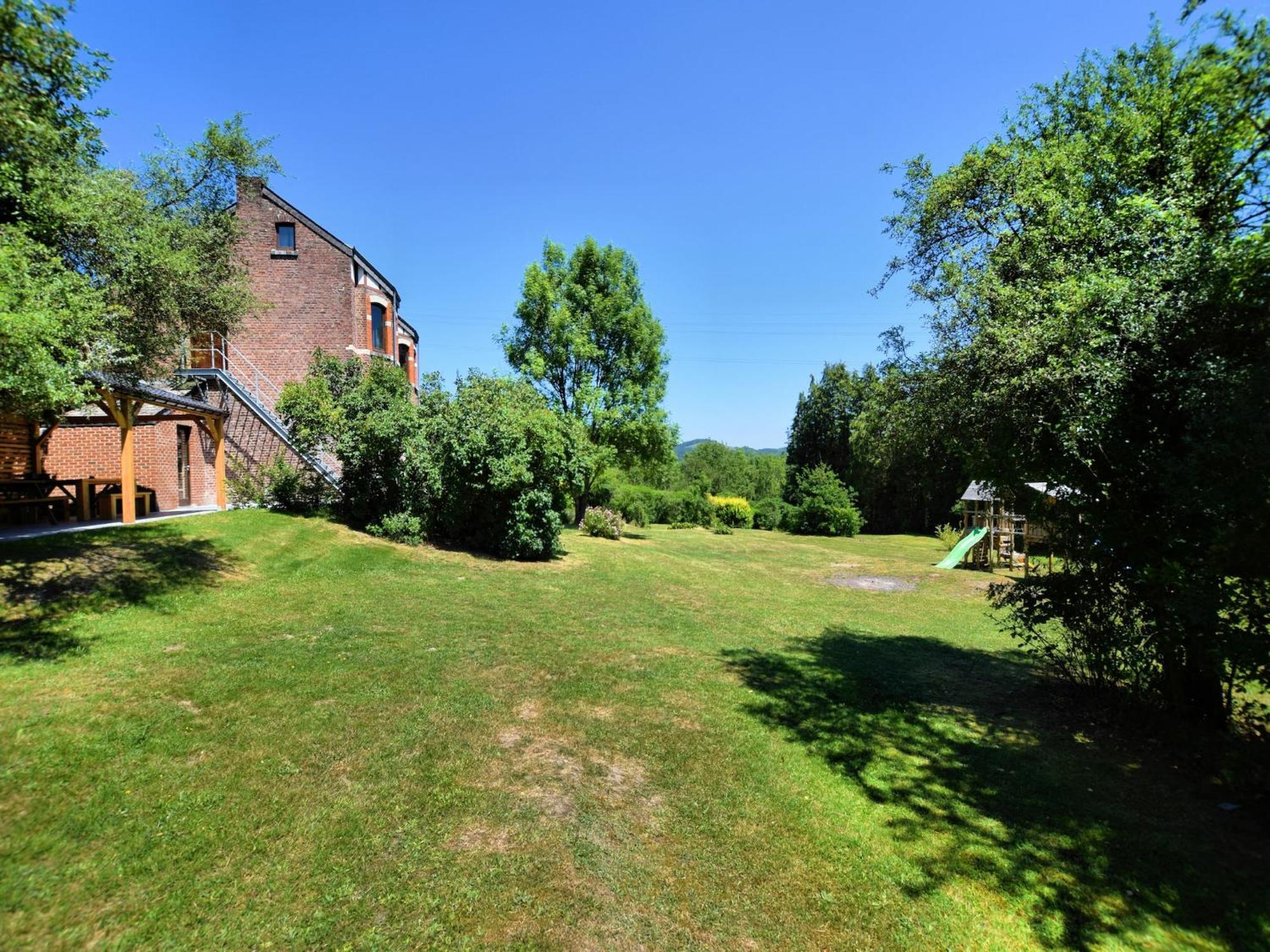 Casa de Férias Cozy In Durbuy With Garden